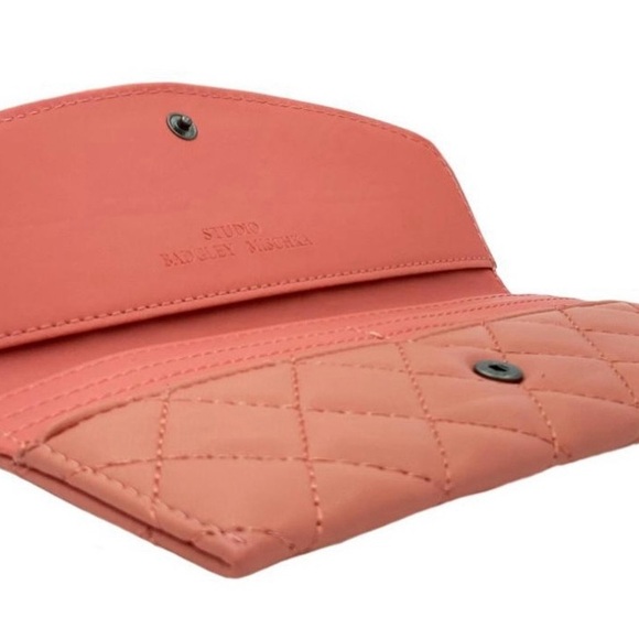 Badgley Mischka Sleek Coral Card Wallet with Exquisite Gold Hardware - Picture 3 of 3